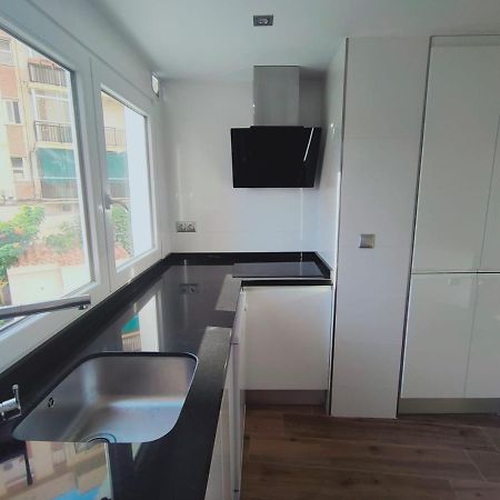 Beautiful Apartment In Third Line Beach Boliches Фуенхірола Екстер'єр фото