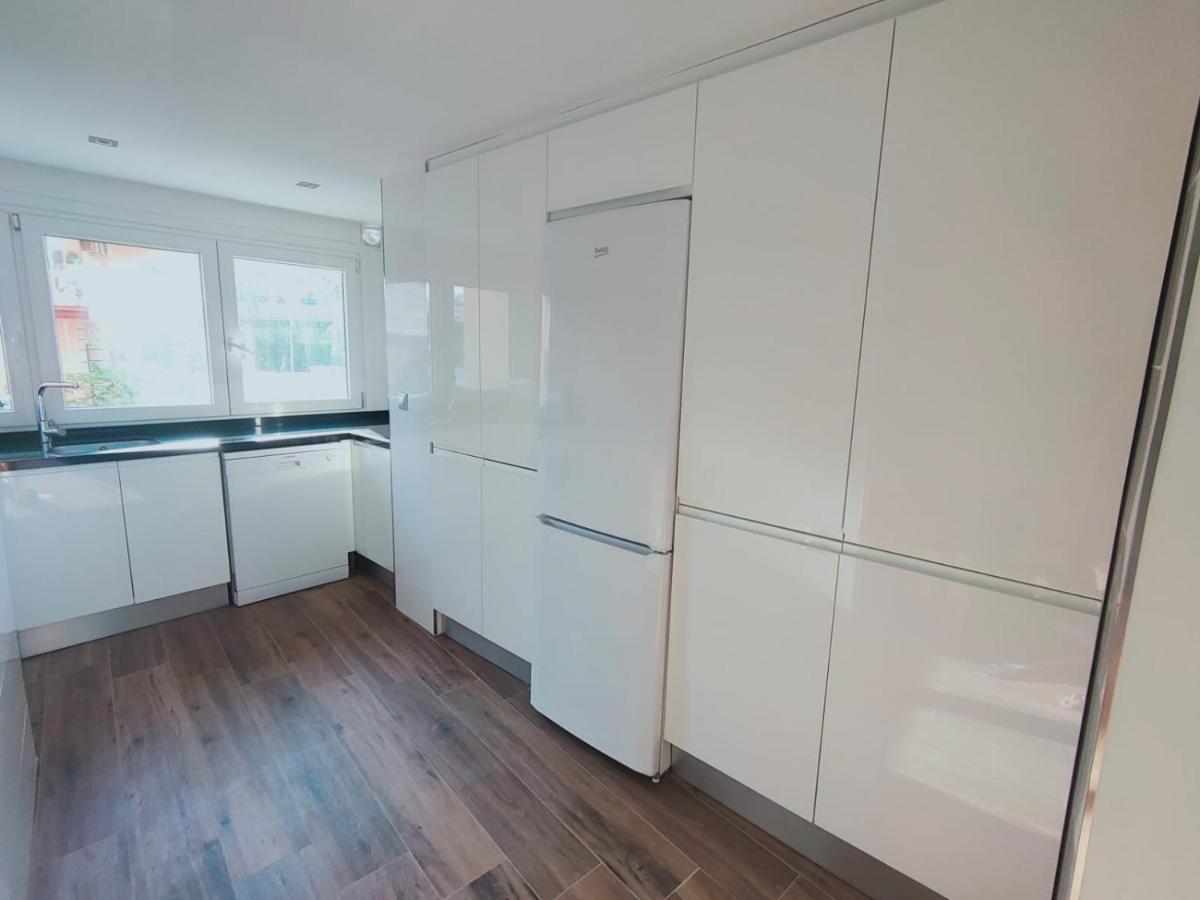 Beautiful Apartment In Third Line Beach Boliches Фуенхірола Екстер'єр фото