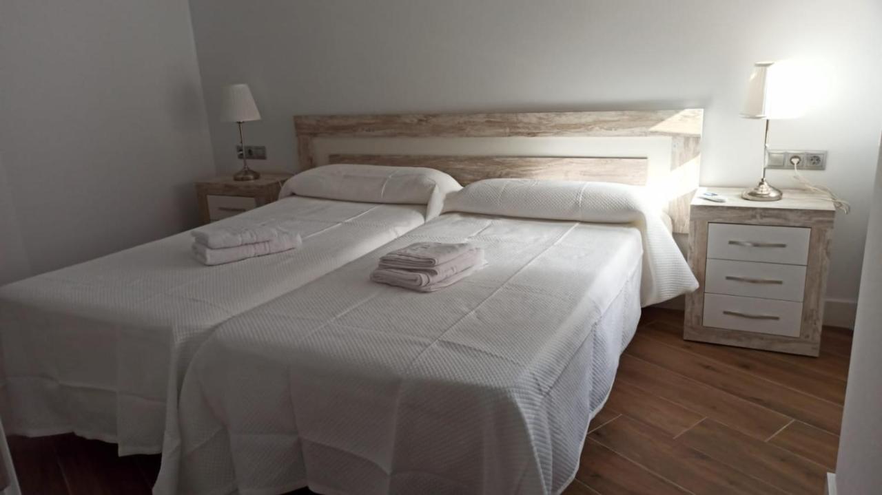 Beautiful Apartment In Third Line Beach Boliches Фуенхірола Екстер'єр фото
