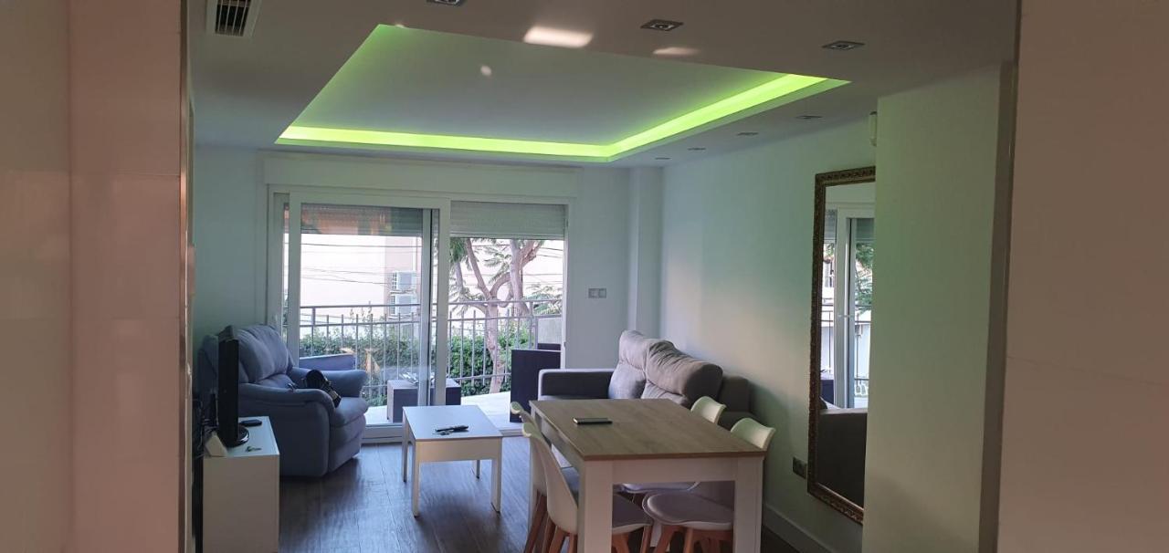 Beautiful Apartment In Third Line Beach Boliches Фуенхірола Екстер'єр фото