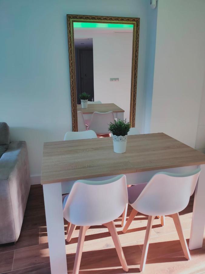 Beautiful Apartment In Third Line Beach Boliches Фуенхірола Екстер'єр фото